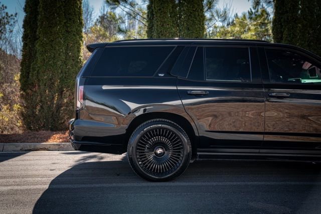 Used 2021 Cadillac Escalade Sport w/ Driver Assist Tech Package image 10