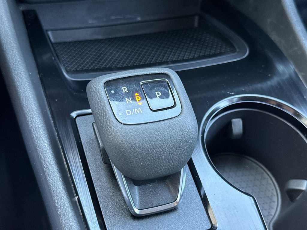 Used 2023 Nissan Rogue SV FWD image 20