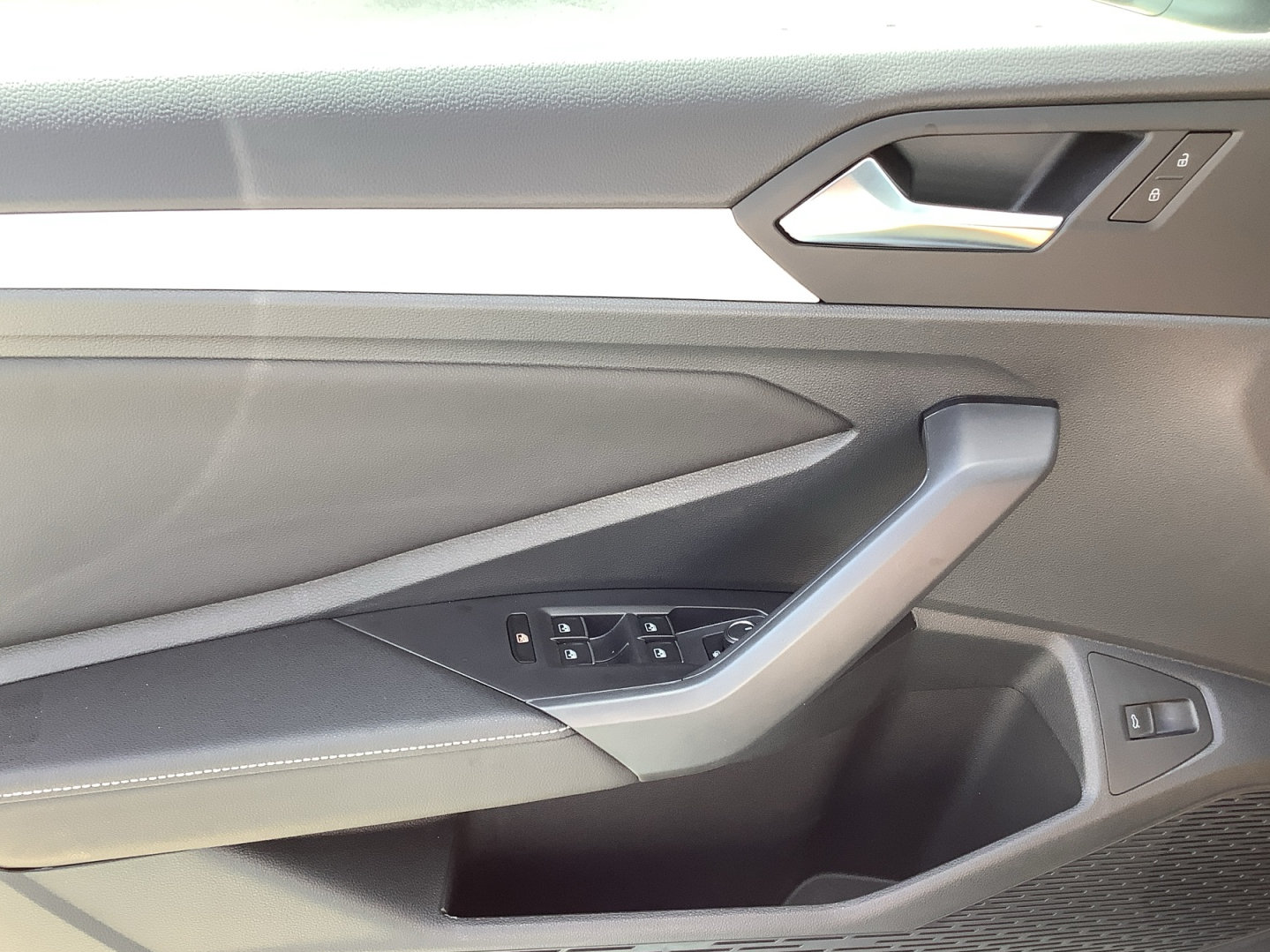 New 2027 Volkswagen Jetta Sport FWD image 28