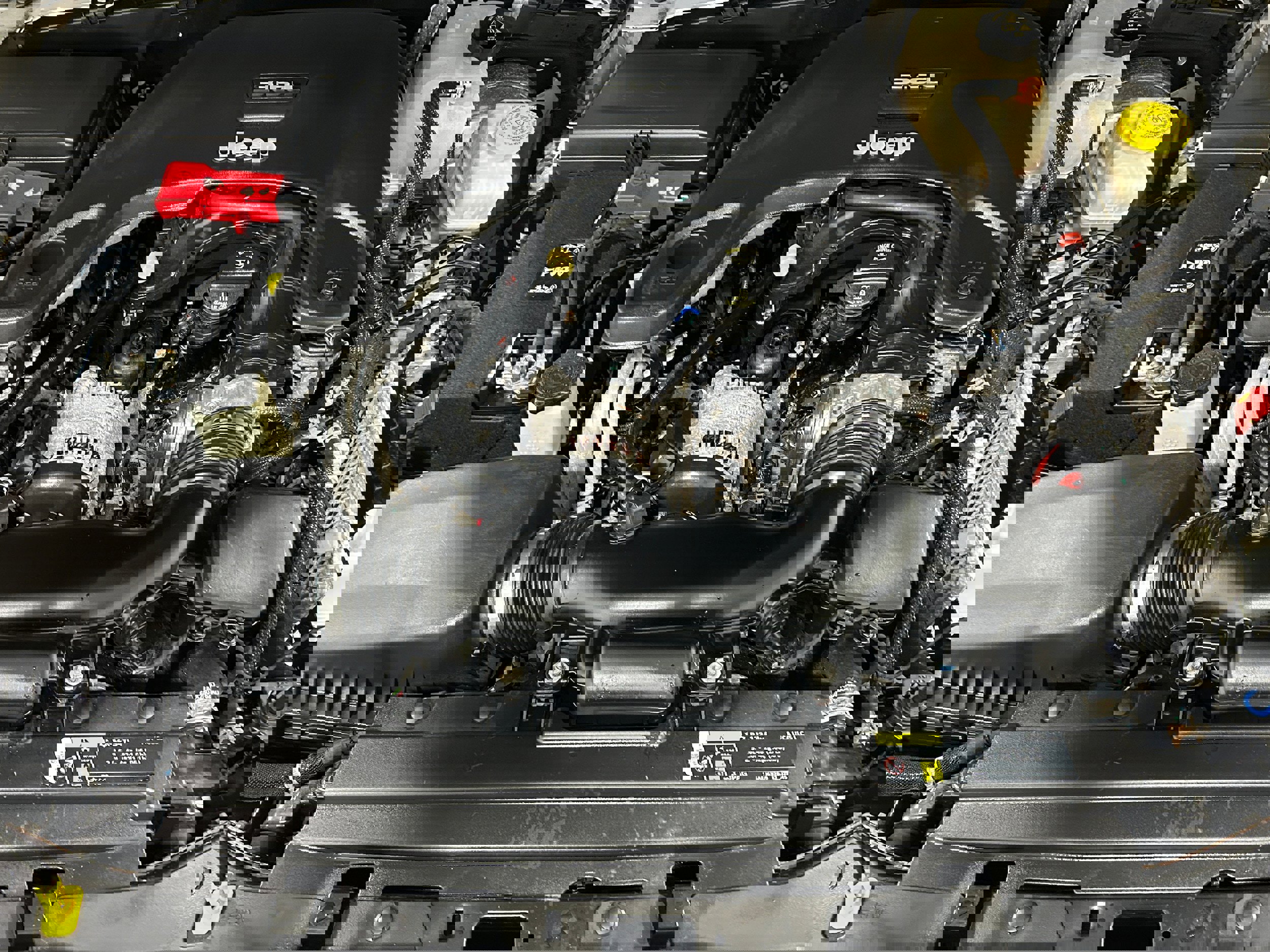 Used 2019 Jeep Wrangler Unlimited Sahara w/ Uconnect 4C Nav & Sound Group image 20