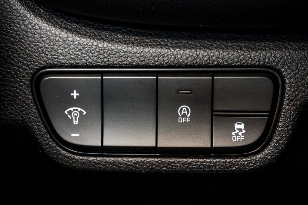 Used 2025 Kia Seltos S image 23