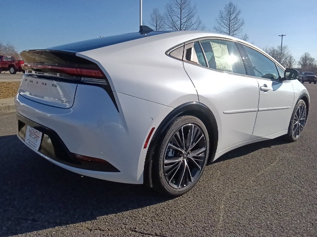 New 2026 Toyota Prius Limited image 3