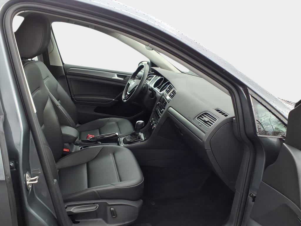 Used 2020 Volkswagen Golf 4-Door image 15