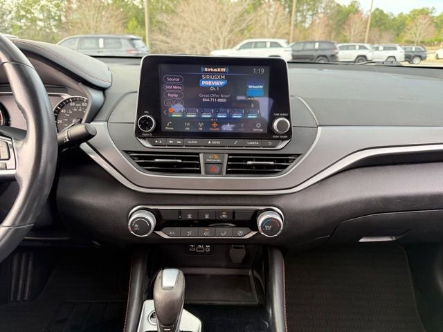 Used 2024 Nissan Altima 2.5 SR image 18