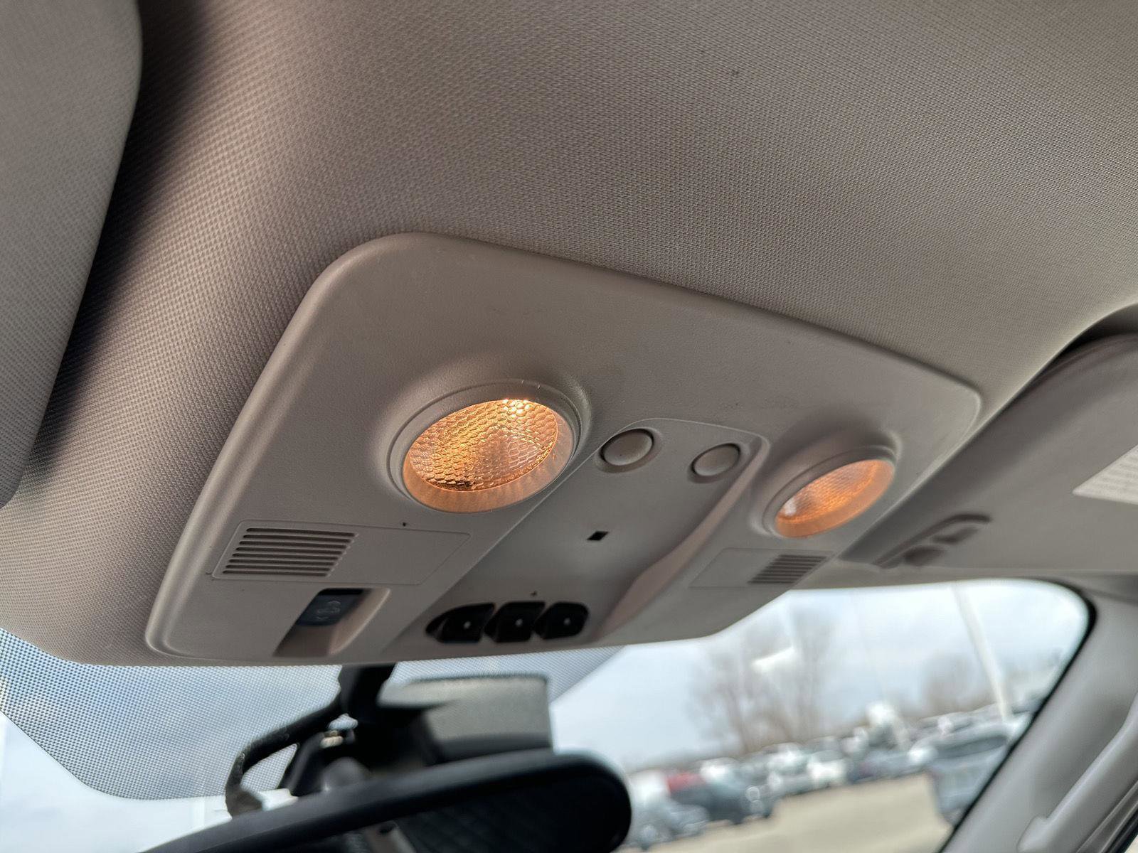 Used 2016 GMC Acadia Denali image 33