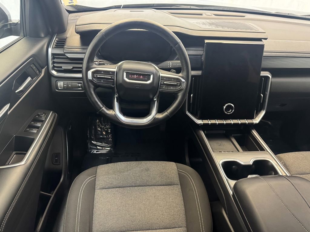Certified 2025 GMC Acadia Elevation FWD image 11