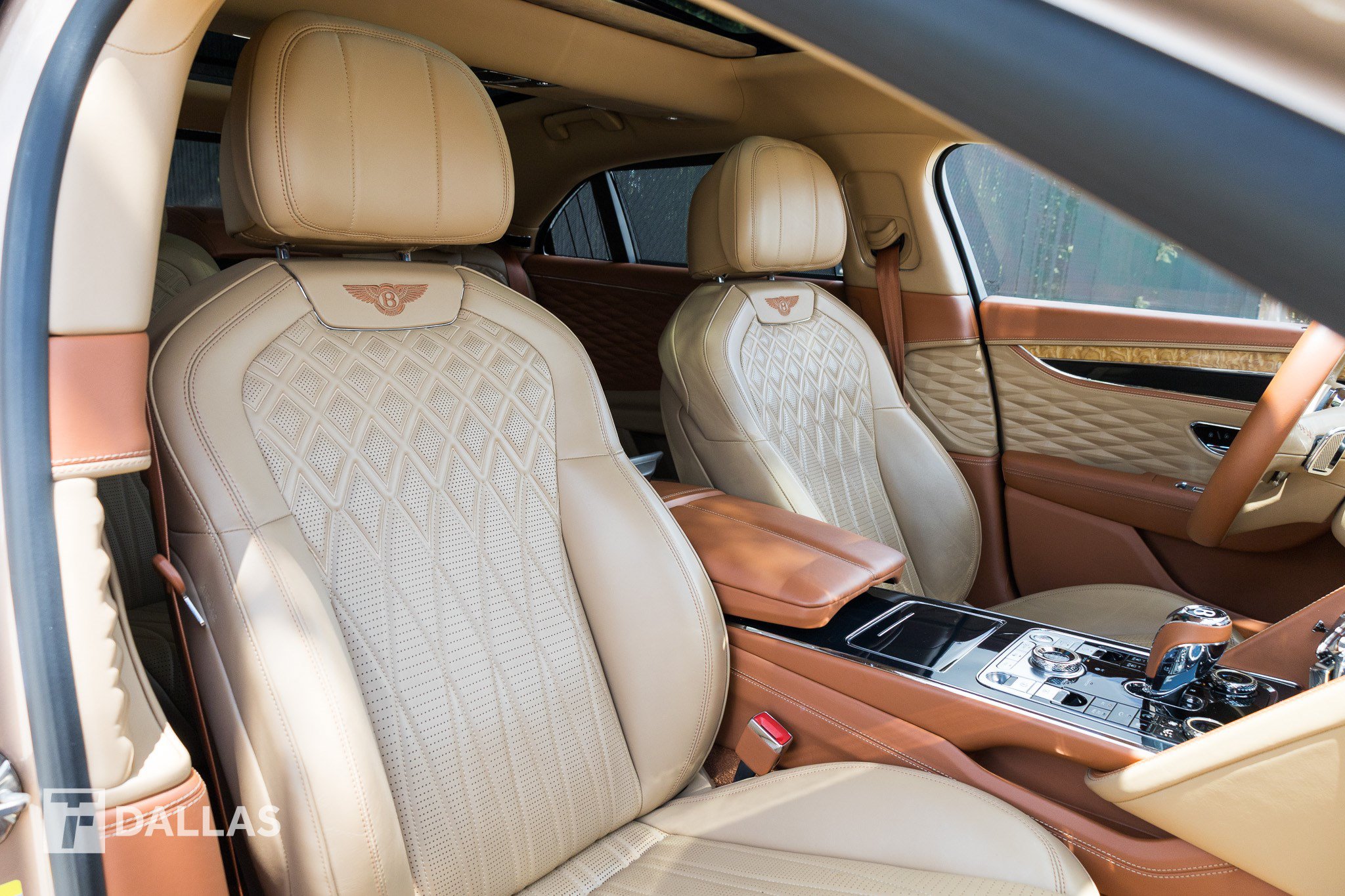 Used 2022 Bentley Flying Spur W12 AWD/4WD image 48