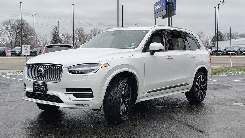 Certified 2023 Volvo XC90 B6 Plus image 6