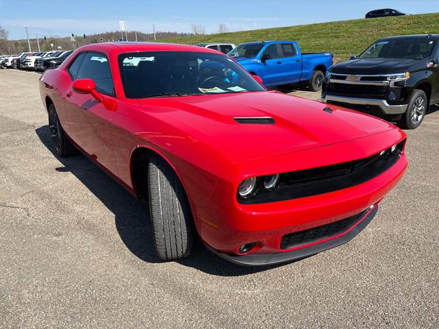 Used 2023 Dodge Challenger SXT w/ Plus Package image 5