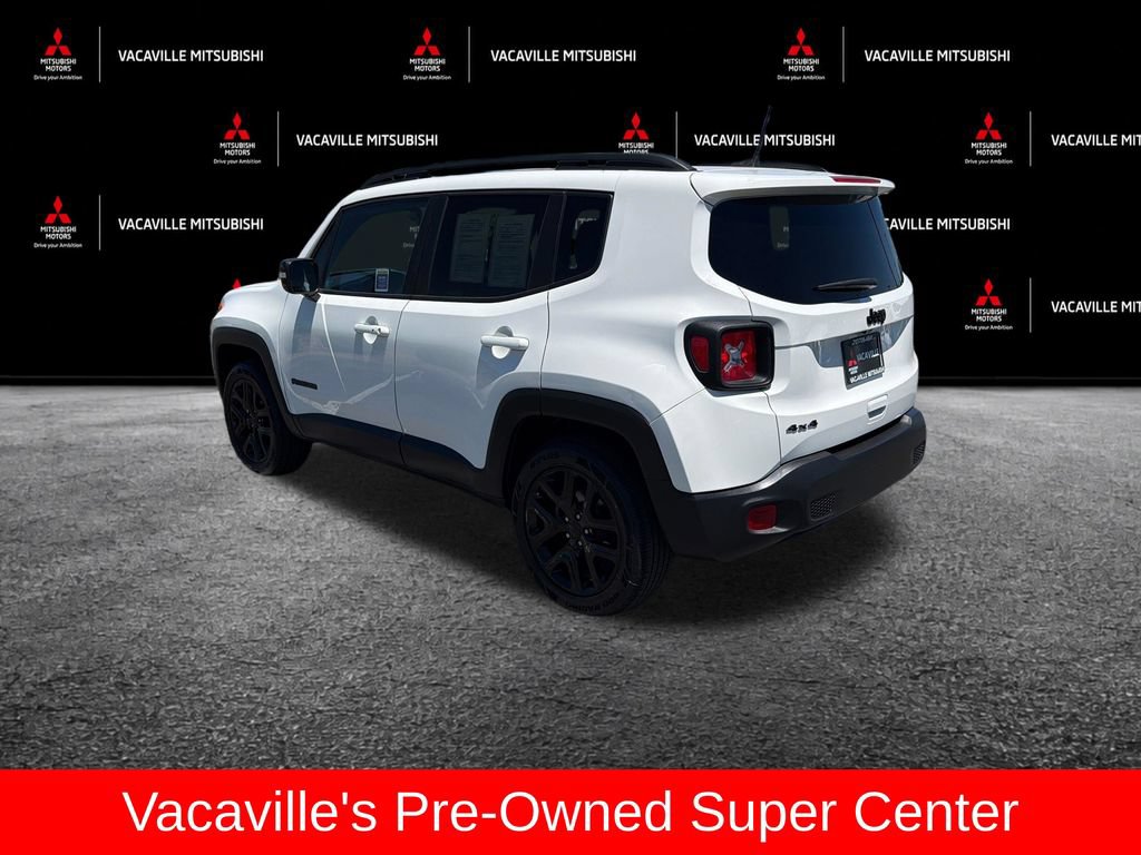 Used 2022 Jeep Renegade Altitude AWD/4WD image 3