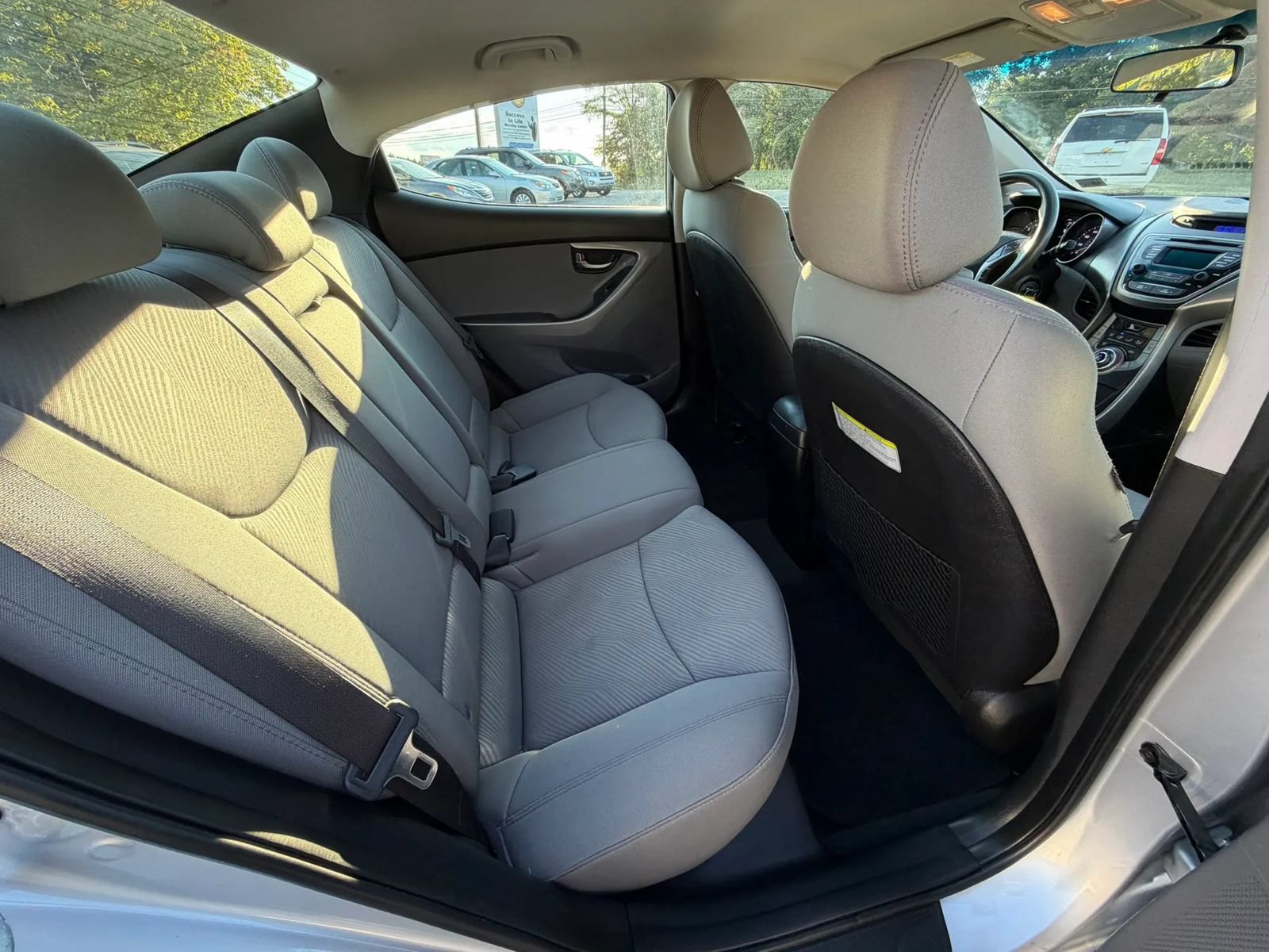 Used 2013 Hyundai Elantra GLS FWD image 5