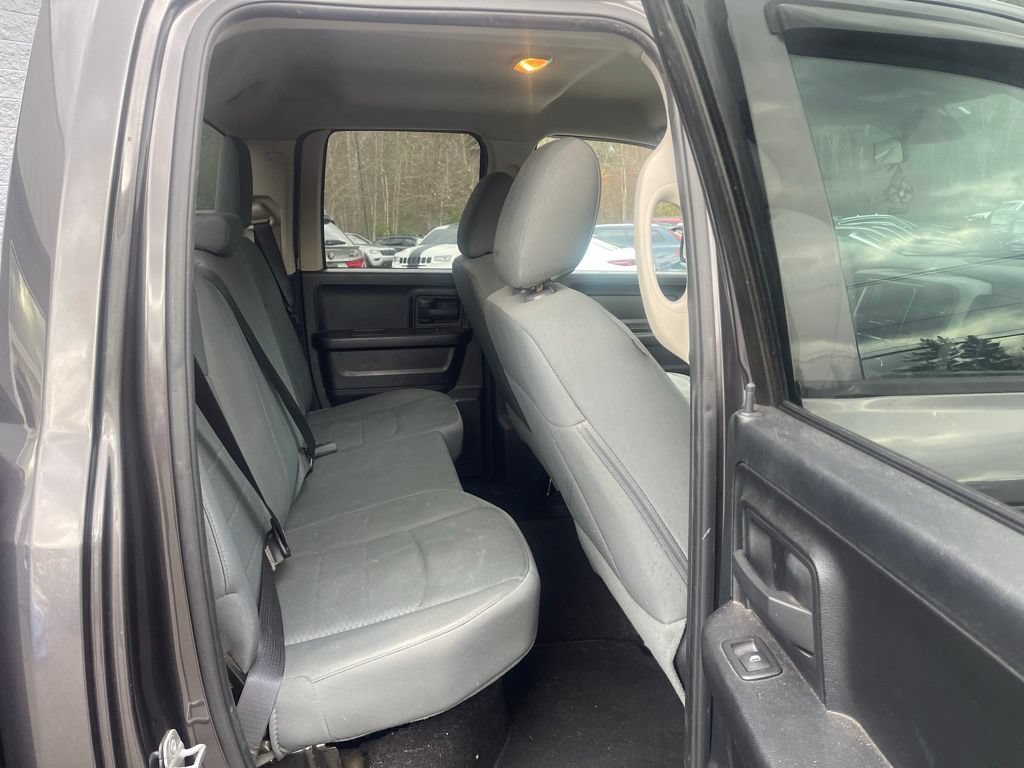Used 2014 RAM 1500 Express AWD/4WD image 11