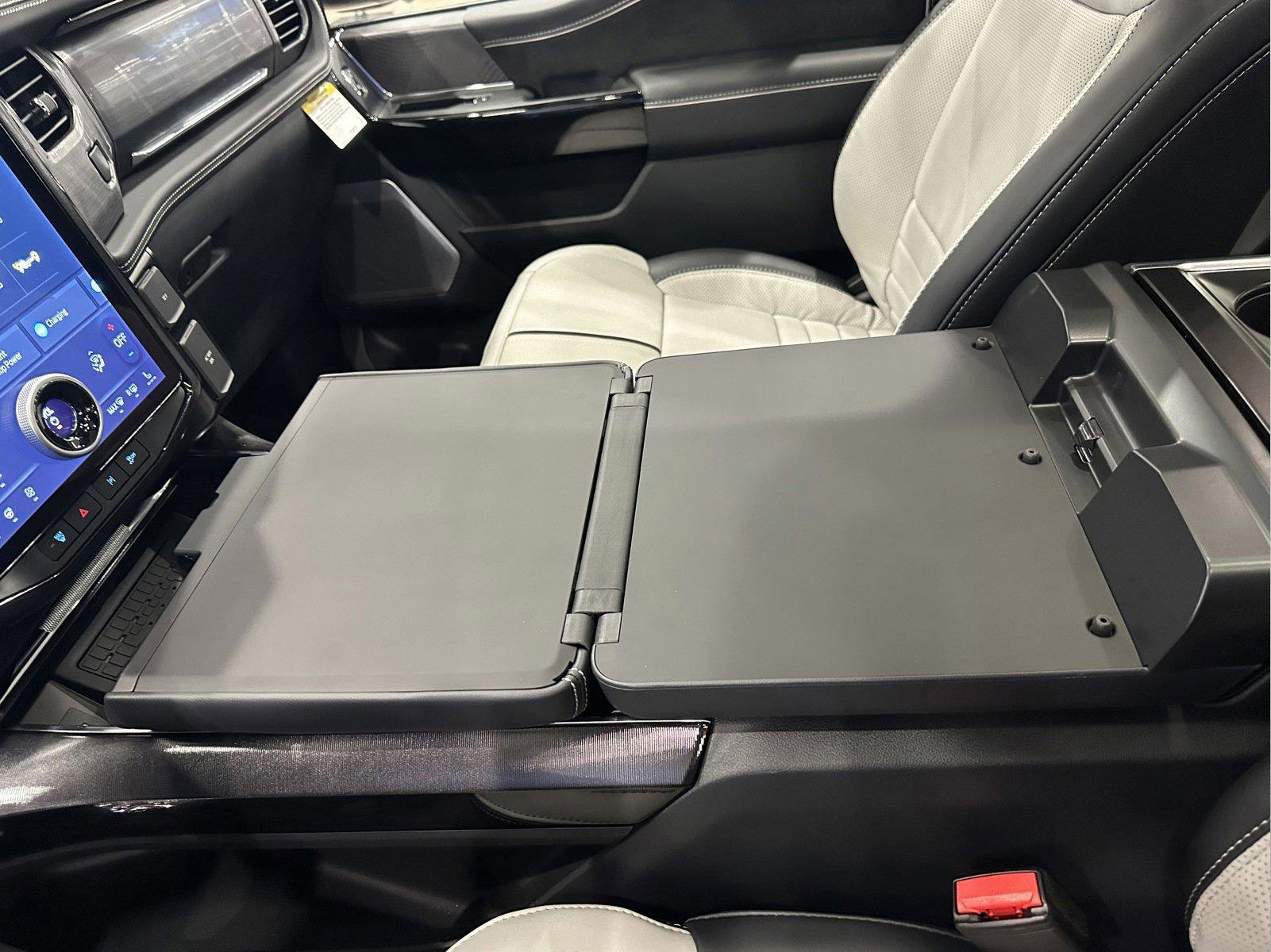 New 2023 Ford F150 Lightning Platinum AWD/4WD image 34