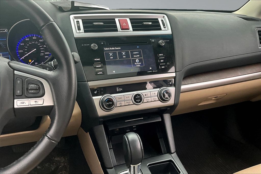 Used 2017 Subaru Outback 2.5i Limited AWD/4WD image 9