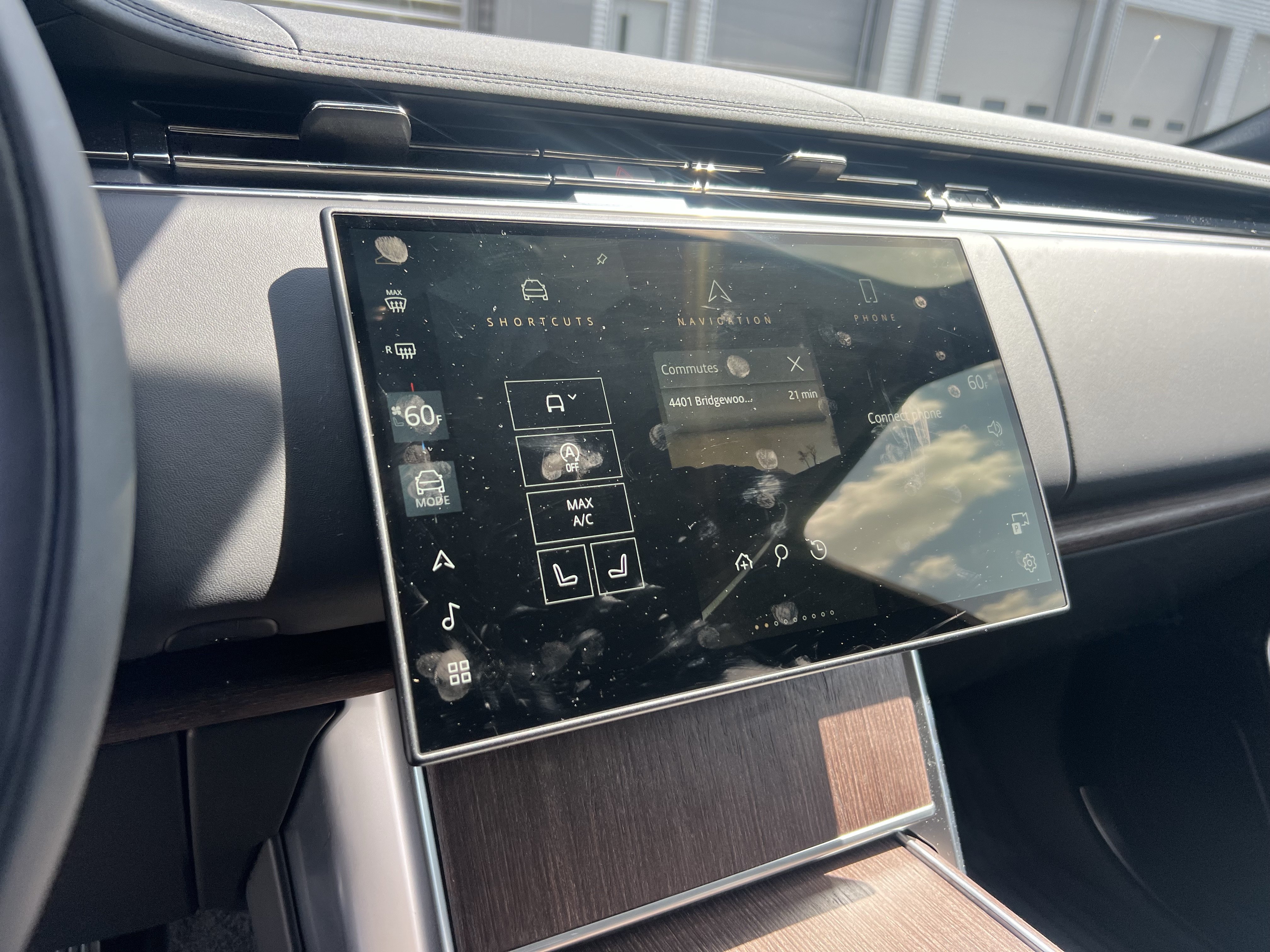 Certified 2026 Land Rover Range Rover SE AWD/4WD image 29