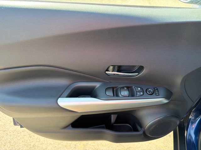 Used 2019 Nissan Kicks SR w/ SR Premium Package image 4