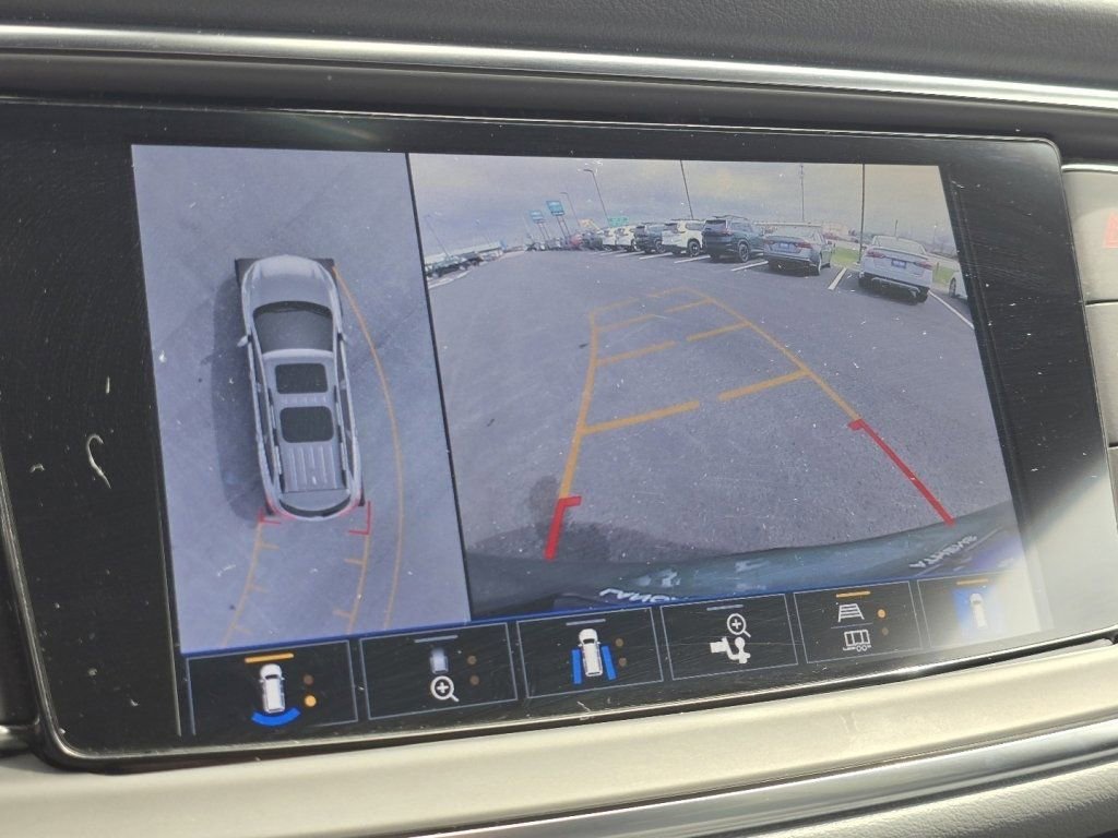 Used 2023 Buick Enclave Premium w/ Experience Buick Package image 7