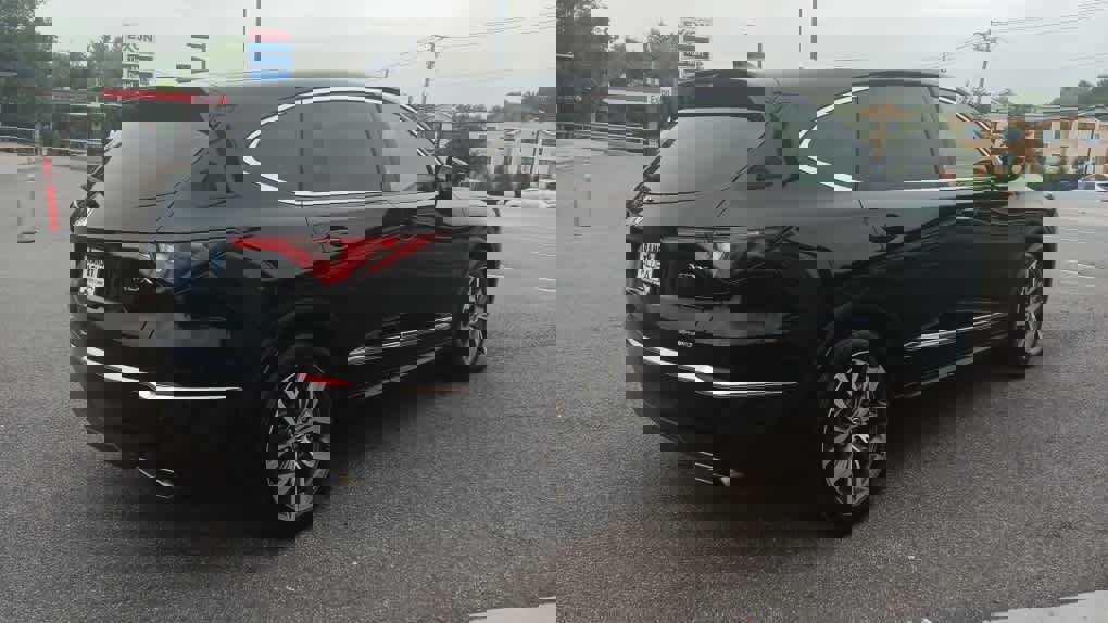 Used 2023 Acura MDX SH-AWD w/ Technology Package image 5