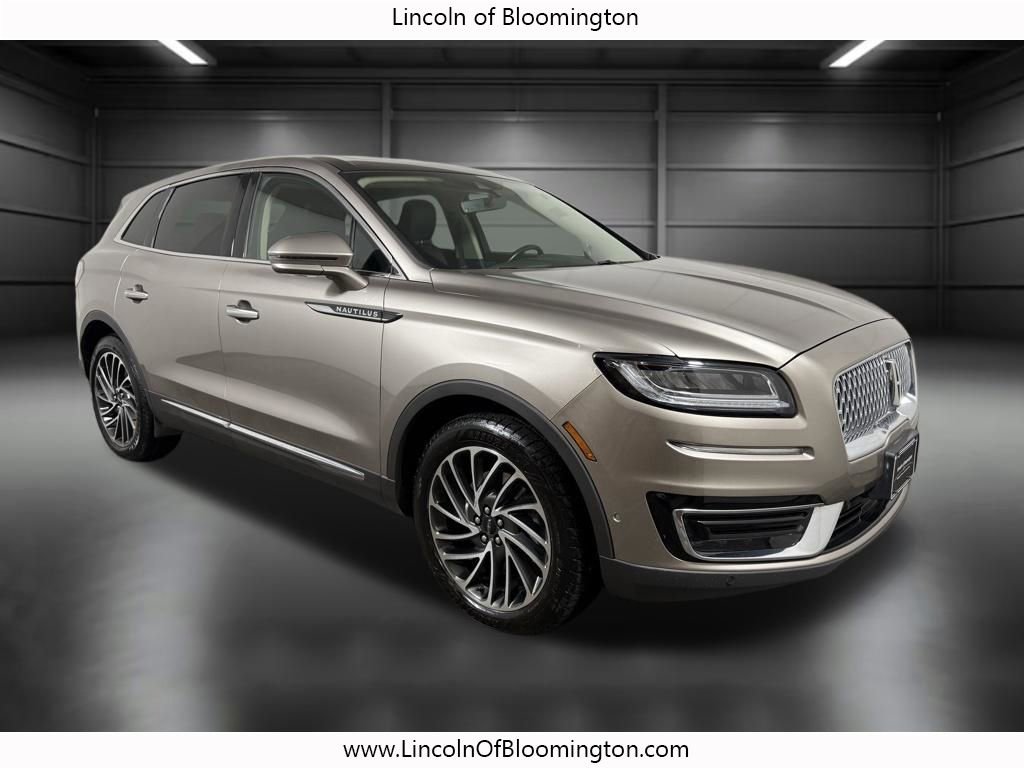 Used 2020 Lincoln Nautilus Reserve w/ Equipment Group 201A image 10