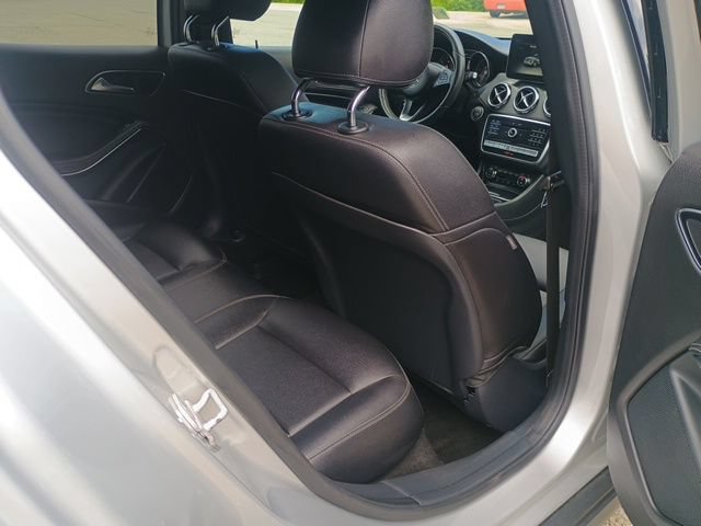Used 2018 Mercedes-Benz GLA 250 4MATIC image 15