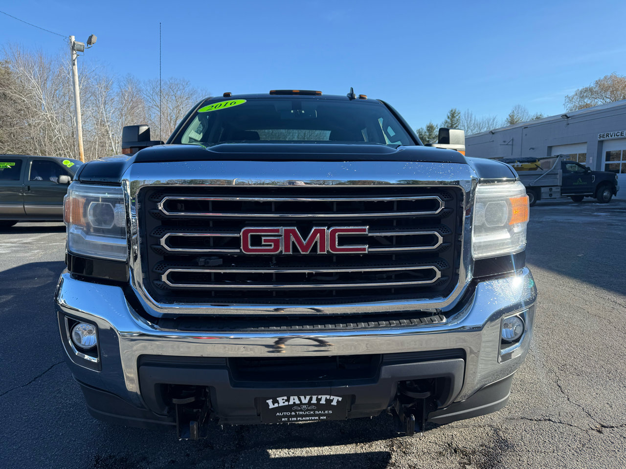 Used 2016 GMC Sierra 3500 SLE w/ SLE Preferred Package image 4