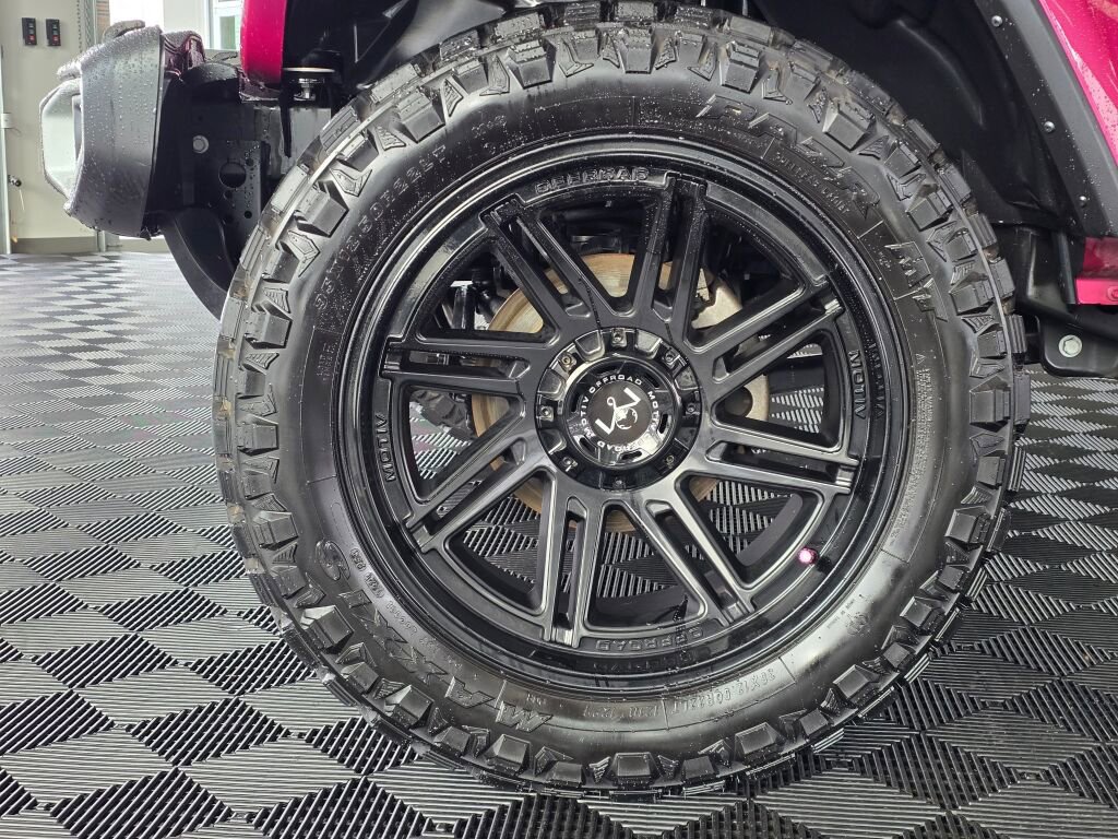 Used 2022 Jeep Wrangler Unlimited Sahara image 12