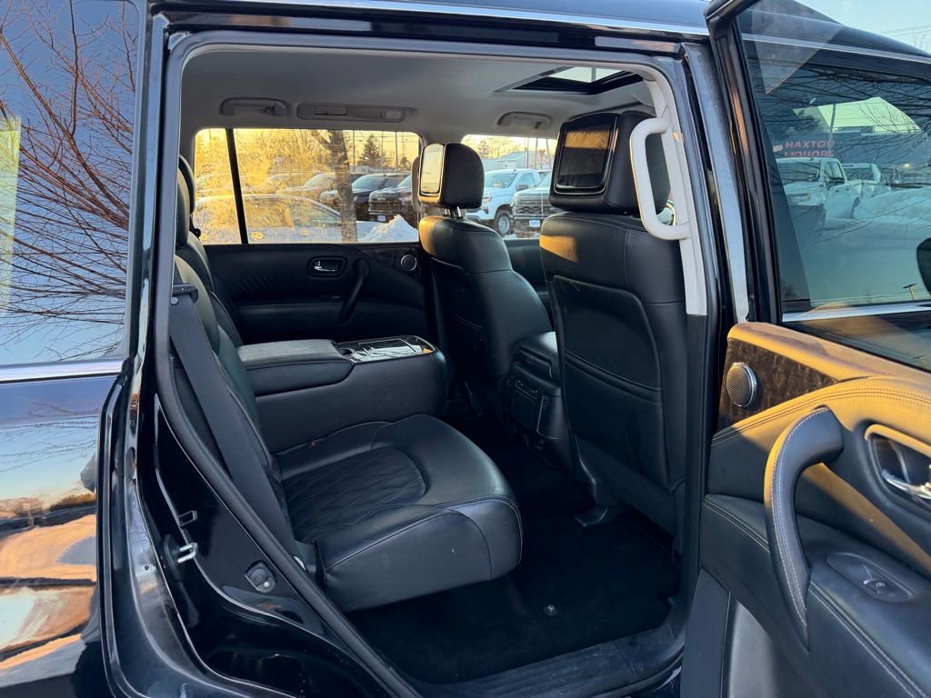 Used 2023 Nissan Armada Platinum w/ Captain's Chairs Package image 18