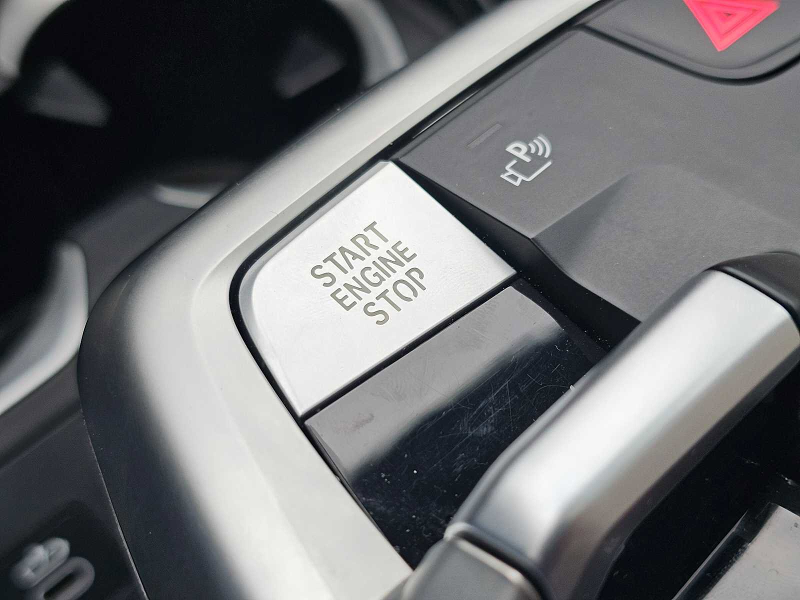 Used 2025 BMW X1 xDrive28i w/ Convenience Package image 35