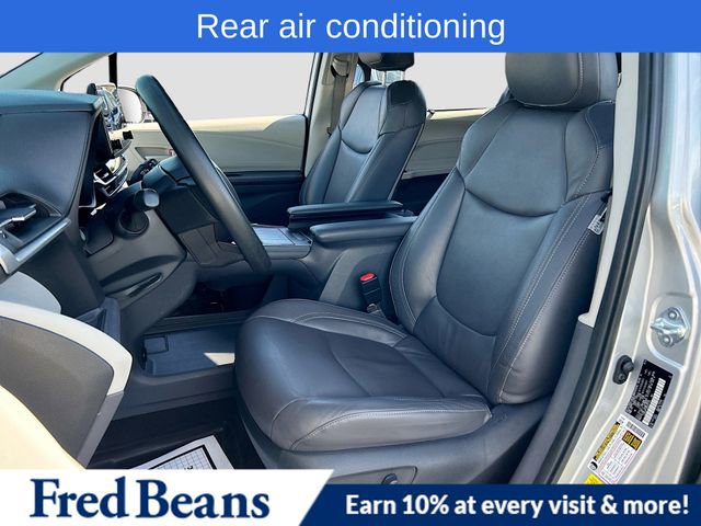 Used 2023 Toyota Sienna LE image 22