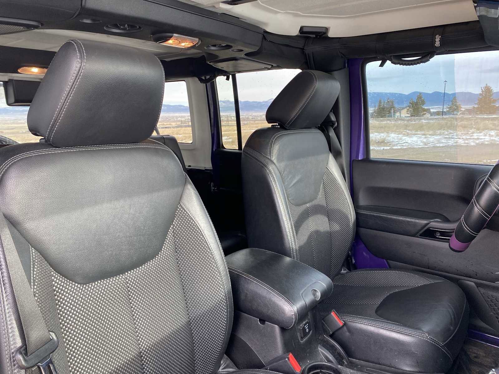 Used 2016 Jeep Wrangler Backcountry image 14