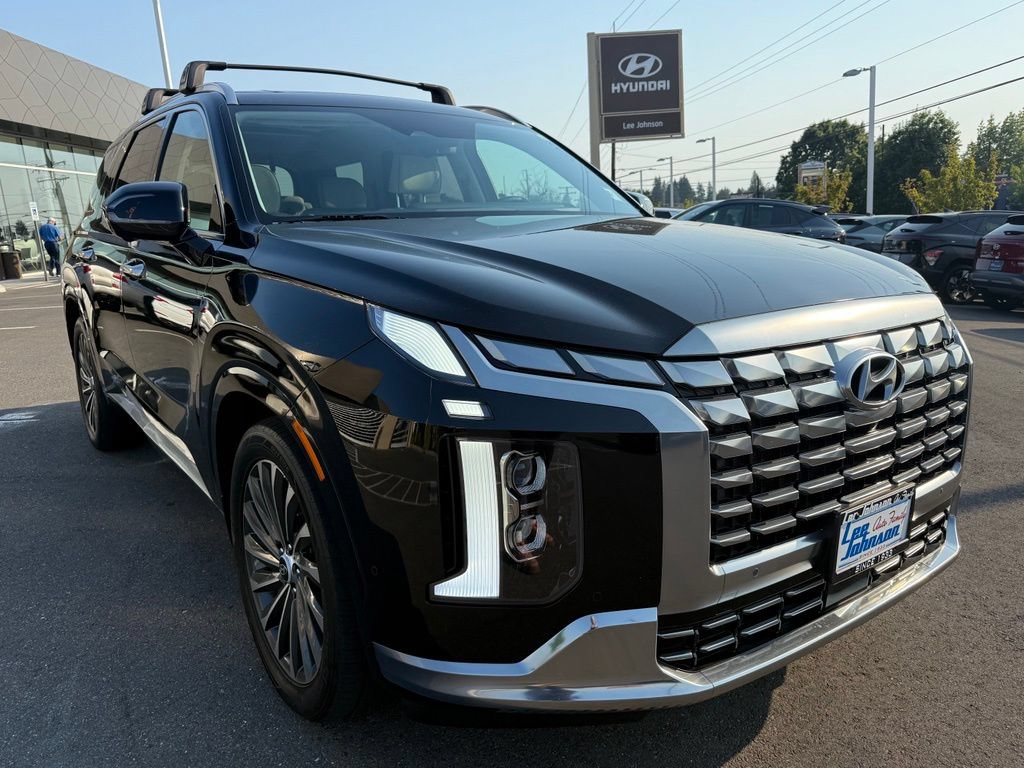 Certified 2023 Hyundai Palisade Calligraphy AWD/4WD image 8