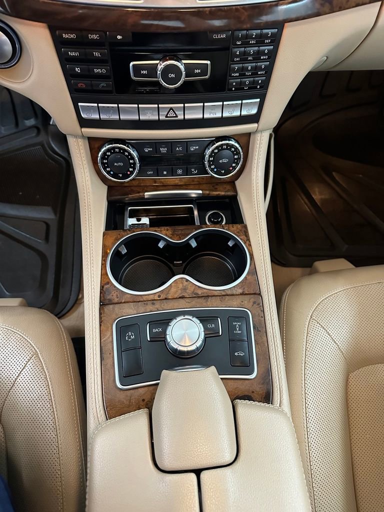 Used 2012 Mercedes-Benz CLS 550 4MATIC image 15