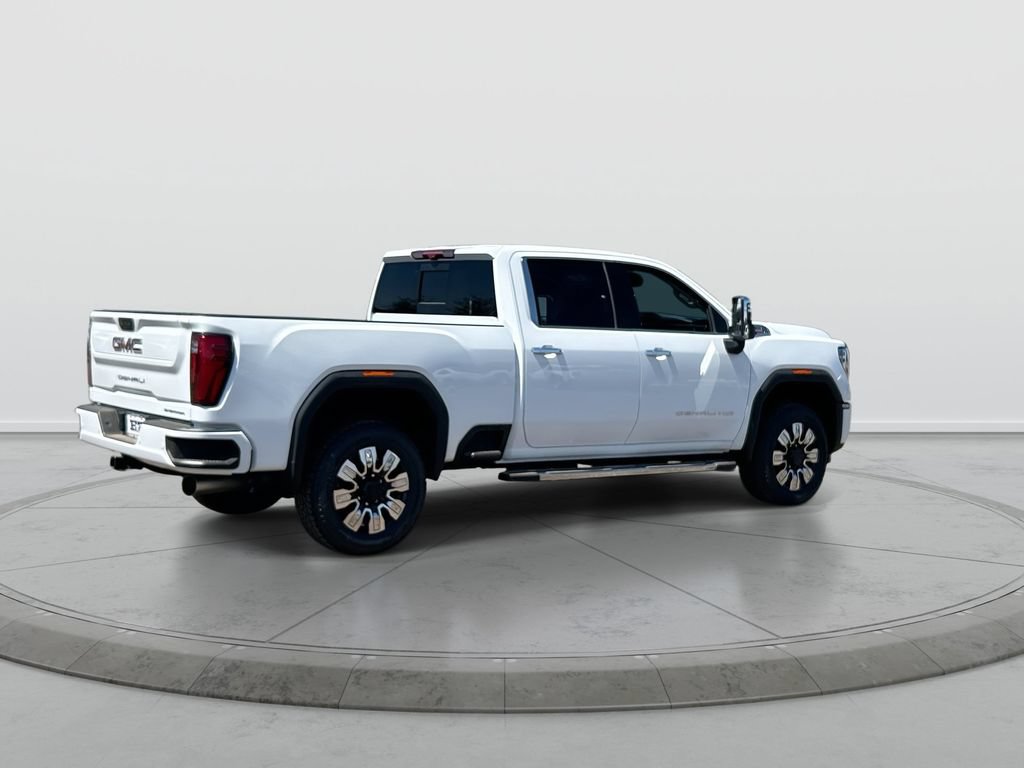 New 2026 GMC Sierra 2500 Denali w/ Denali Reserve Package AWD/4WD image 8
