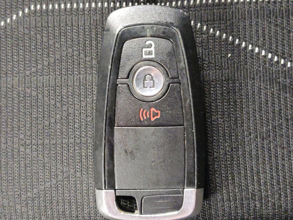 Used 2019 Ford EcoSport SE w/ SE Convenience Package FWD image 32