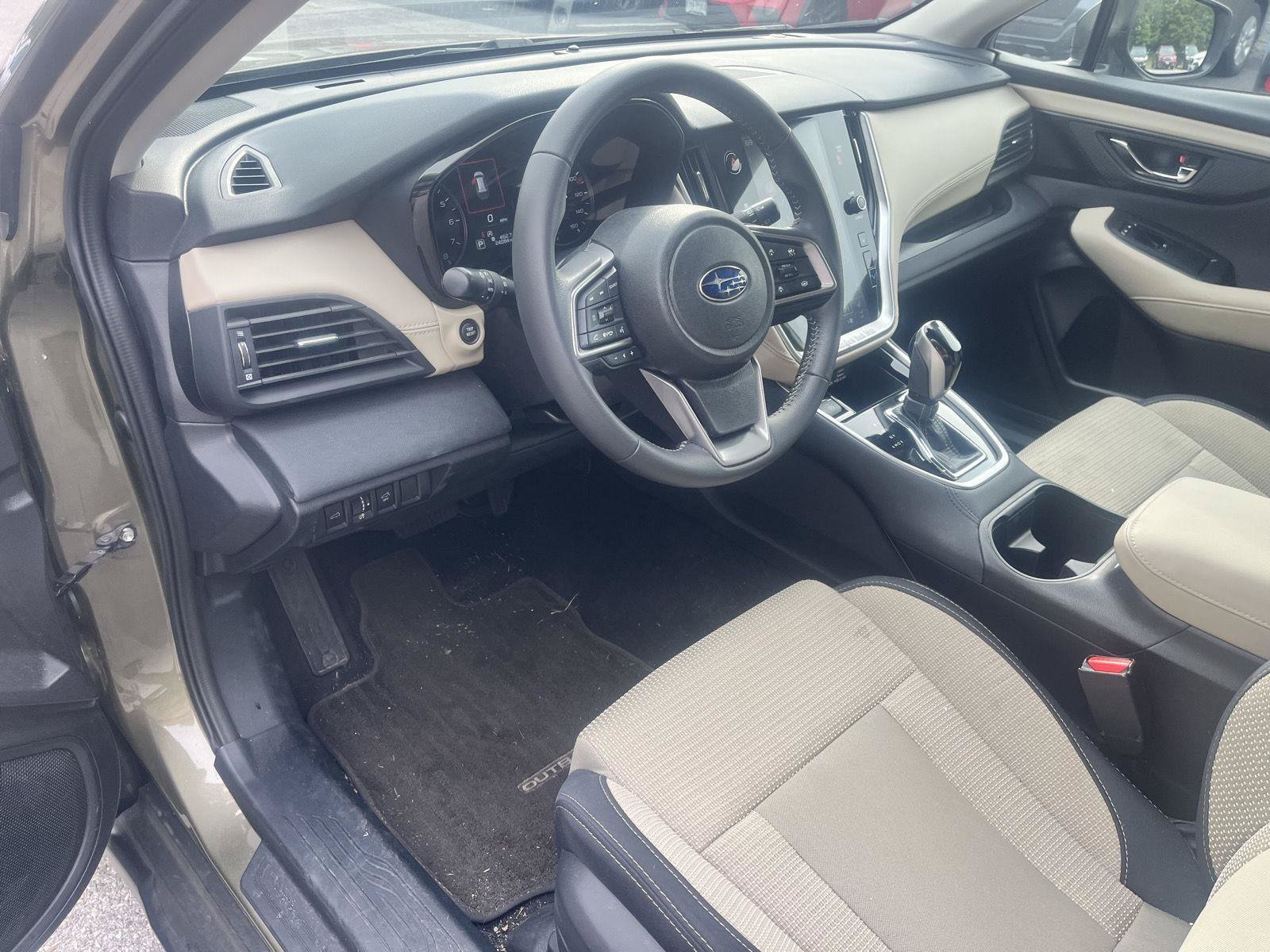 Certified 2025 Subaru Outback Premium AWD/4WD image 16
