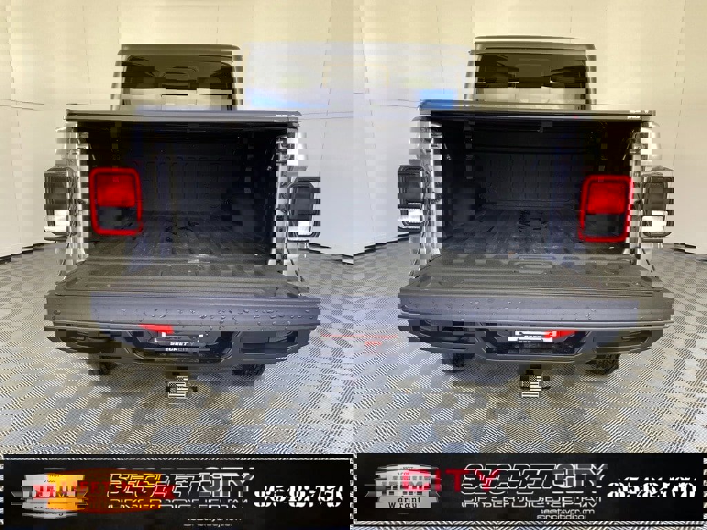 Used 2020 Jeep Gladiator Sport w/ Quick Order Package 24S image 30