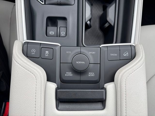 Used 2026 Toyota Grand Highlander AWD image 38