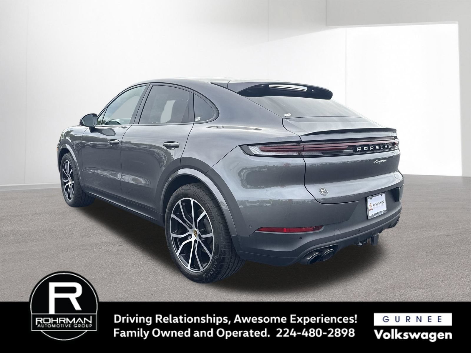Used 2024 Porsche Cayenne Coupe AWD/4WD image 6