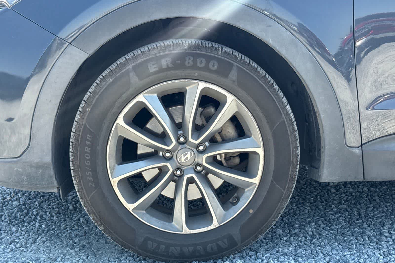 Used 2017 Hyundai Santa Fe SE w/ Cargo Package FWD image 12