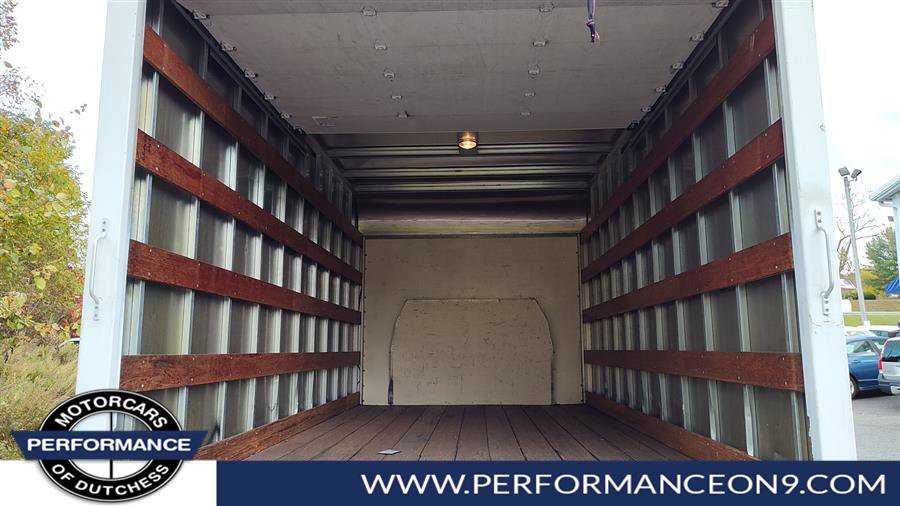 Used 2016 Ford E-450 and Econoline 450 Super Duty image 10