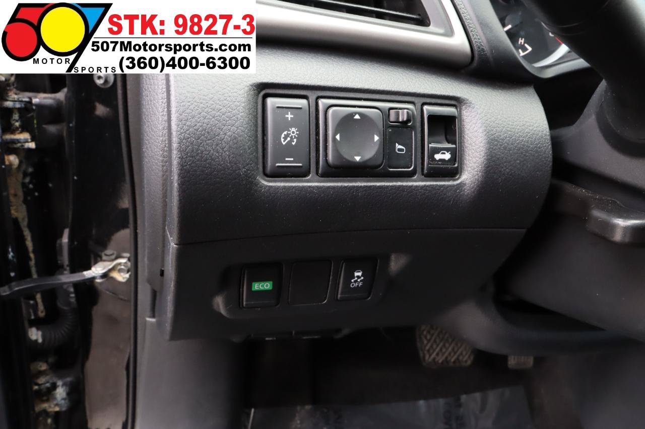 Used 2019 Nissan Sentra SV w/ Special Edition Package FWD image 13