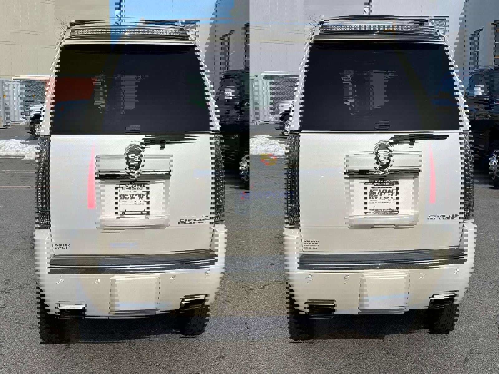 Used 2014 Cadillac Escalade Premium image 4