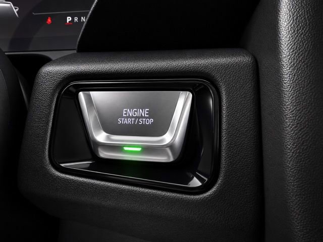 Used 2026 GMC Yukon Denali w/ Sun & Power Step Package AWD/4WD image 25