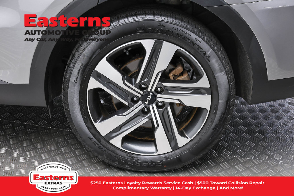Used 2023 Kia Sorento EX AWD/4WD image 9