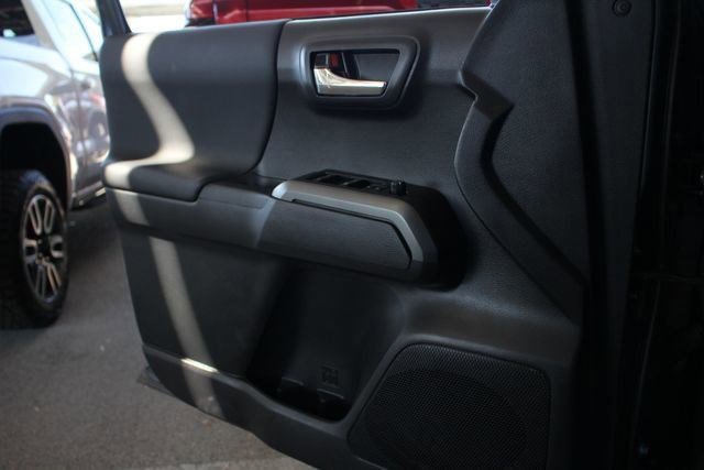 Used 2022 Toyota Tacoma 4x4 Double Cab image 21
