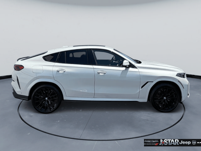 Used 2024 BMW X6 xDrive40i w/ Premium Package AWD/4WD image 4