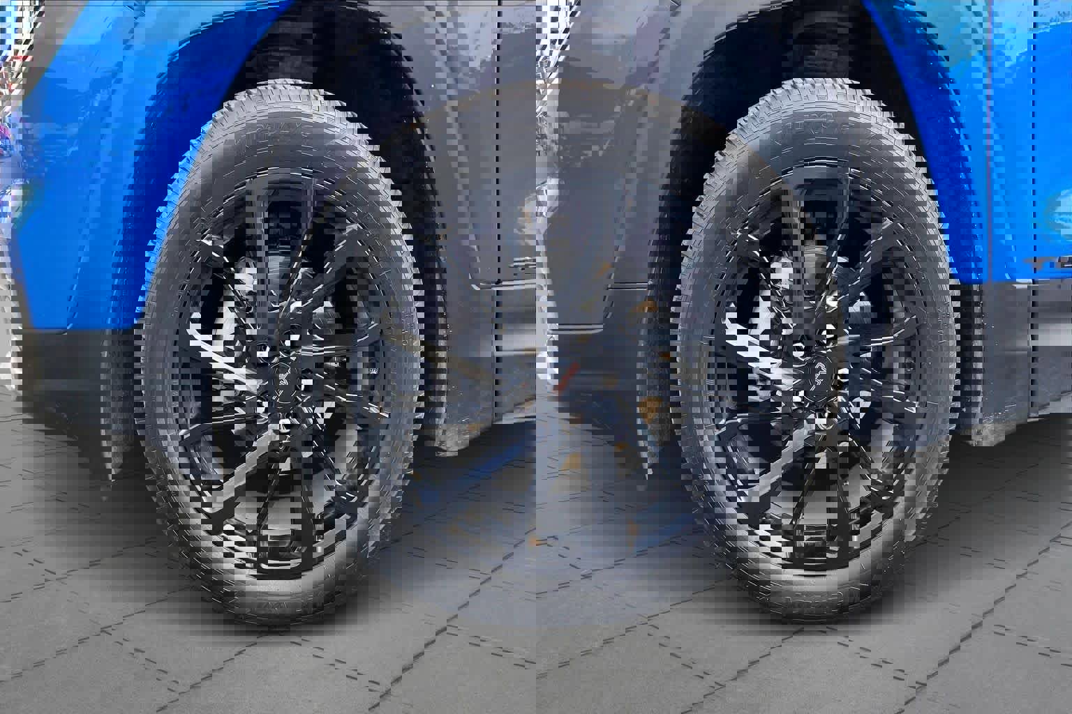 Used 2024 GMC Terrain SLE w/ Elevation Edition image 11