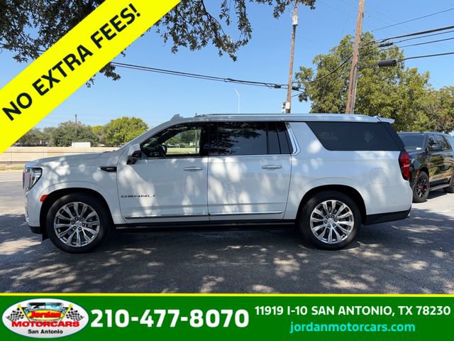 Used 2023 GMC Yukon XL Denali w/ Denali Reserve Package AWD/4WD image 4