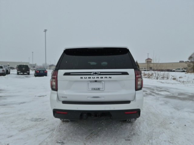 Certified 2024 Chevrolet Suburban Z71 w/ Luxury Package image 6