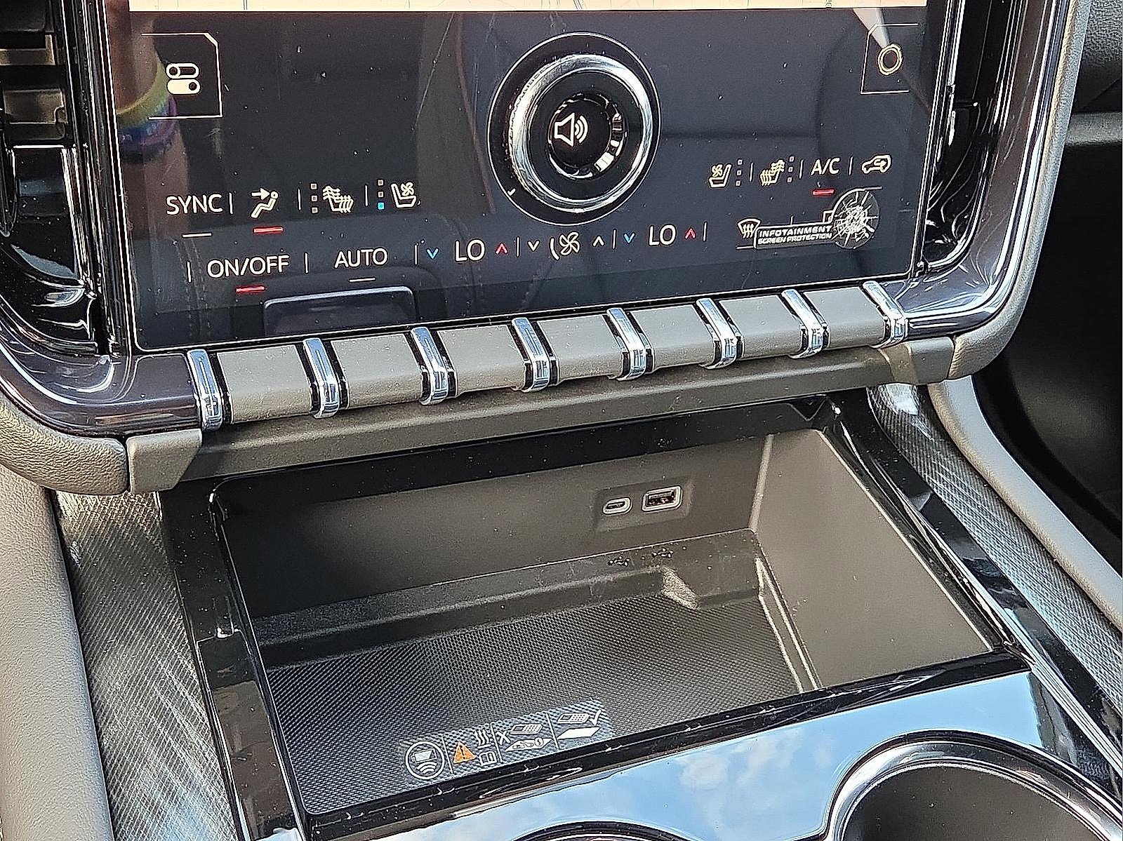 New 2026 GMC Yukon XL AT4 image 21